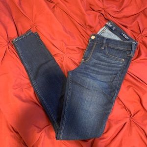 Hollister Size 5L(long) Low Rise Dark Blue Jean Legging